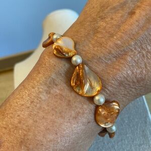 Vintage Shell and Pearl Bracelet